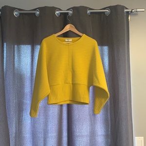 Yellow Babaton fall/winter top!